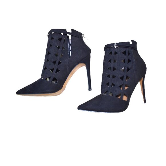 Report Black Ankle Boots Size 7.5 Pointy Toe Stiletto Heel Cut Out Strappy - Picture 1 of 11